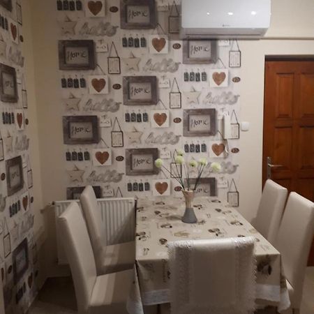 Katalin Apartman Hajduszoboszlo Exterior foto