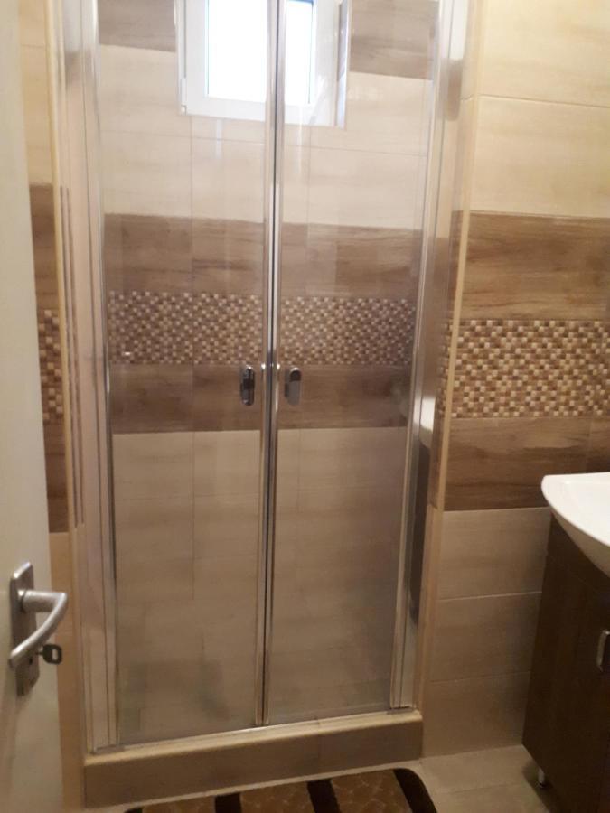 Katalin Apartman Hajduszoboszlo Exterior foto