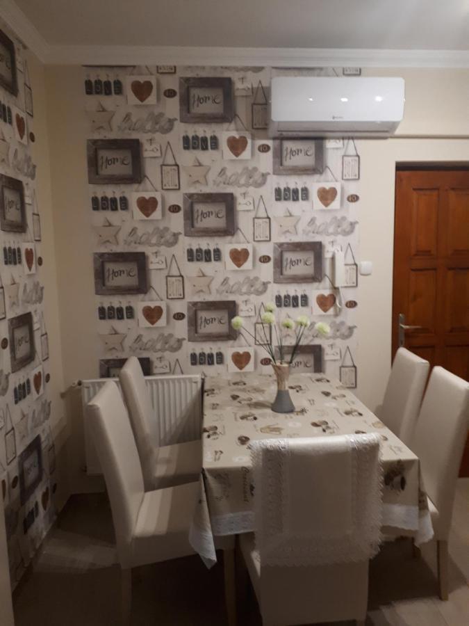 Katalin Apartman Hajduszoboszlo Exterior foto