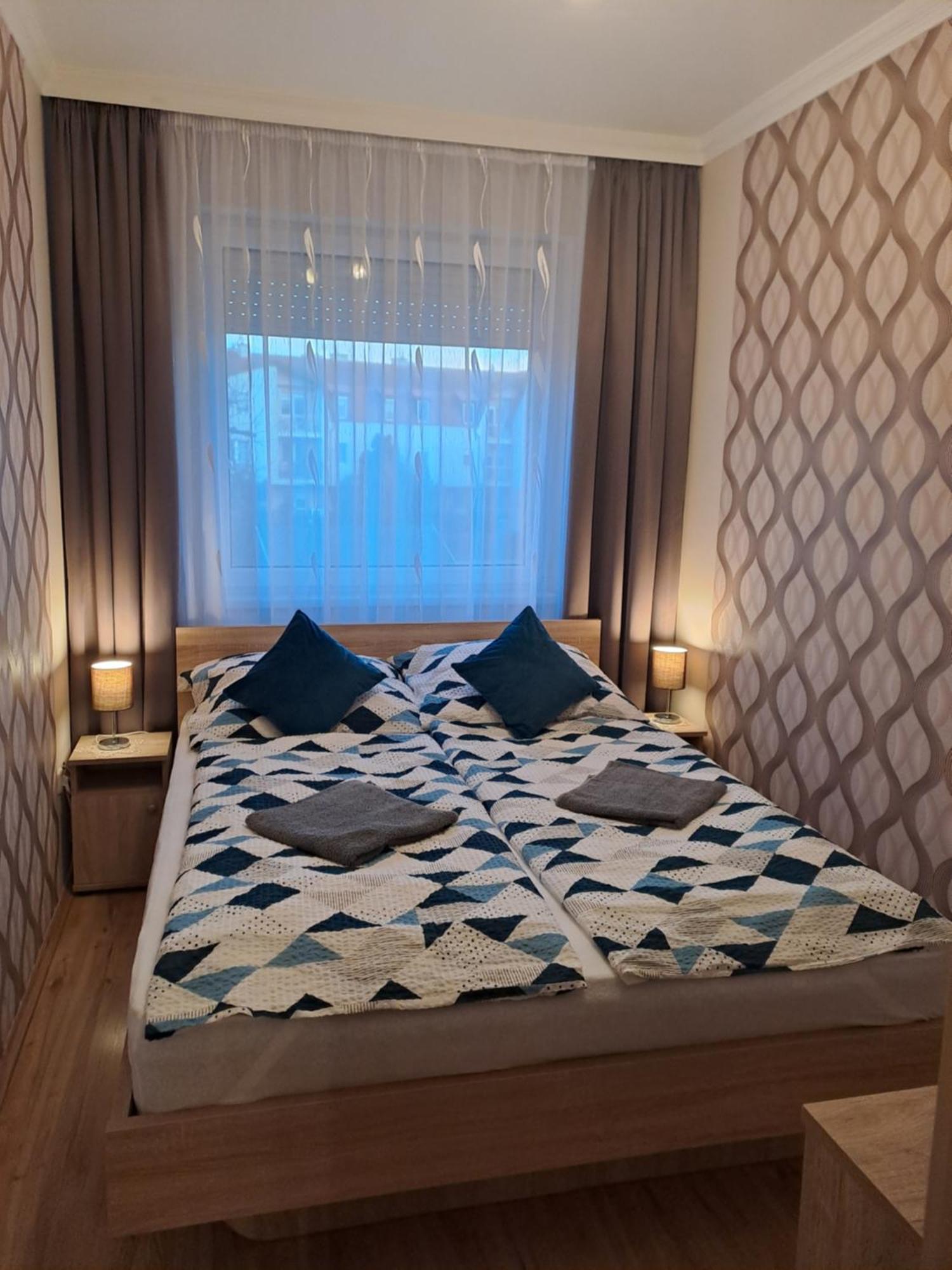 Katalin Apartman Hajduszoboszlo Exterior foto